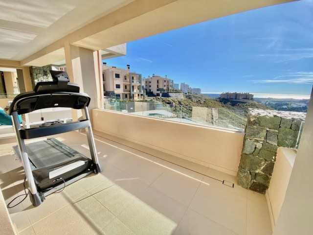 4 Bedrooms Apartment in Benahavís