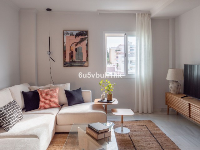 3 Bedrooms Townhouse in Torrequebrada