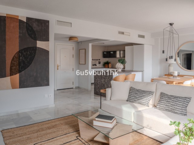 3 Bedrooms Townhouse in Torrequebrada