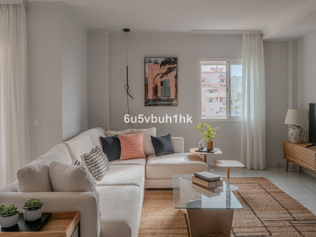 3 Bedrooms Townhouse in Torrequebrada