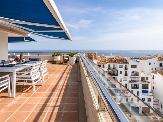 Penthouse in Puerto Banús