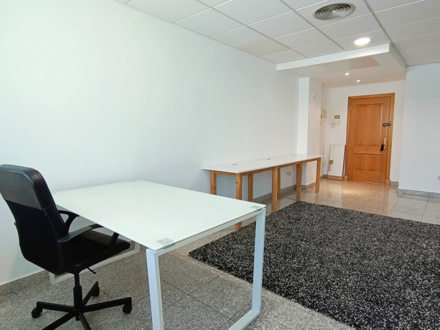 Commercial in Puerto Banús