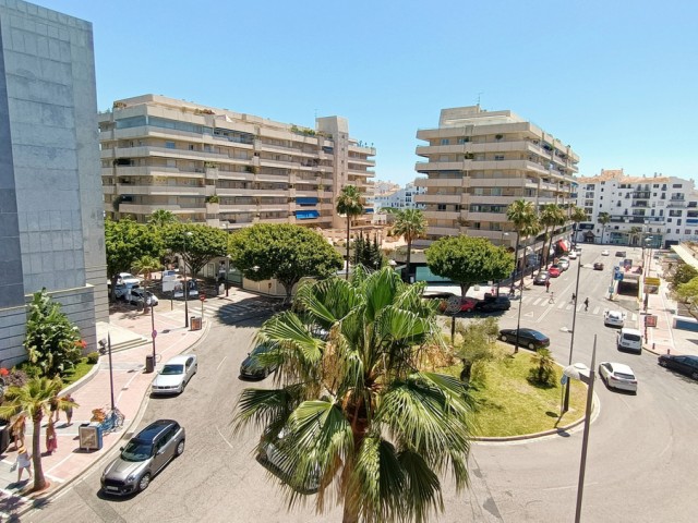 Commercial in Puerto Banús