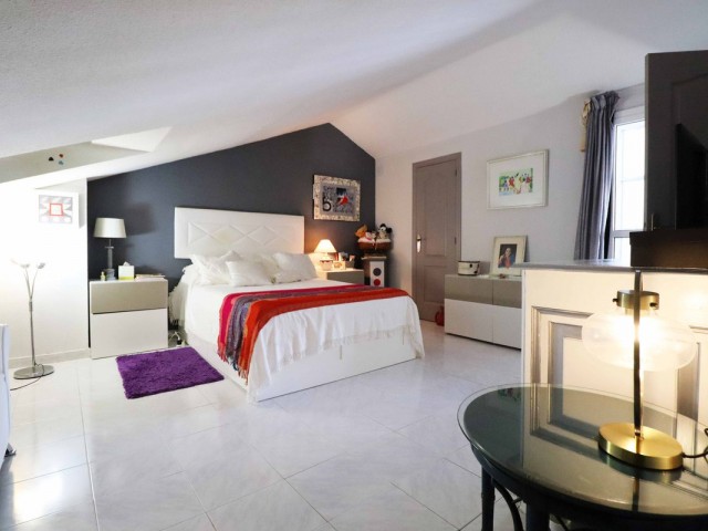 4 Slaapkamer Rijtjeshuis in Atalaya