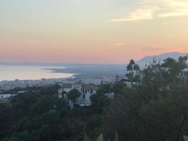 3 Makuuhuoneen Huoneisto Los Monteros