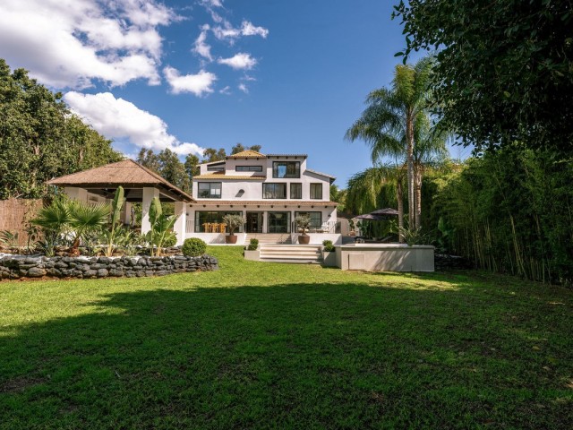 5 Soveroms Villa i Nueva Andalucía