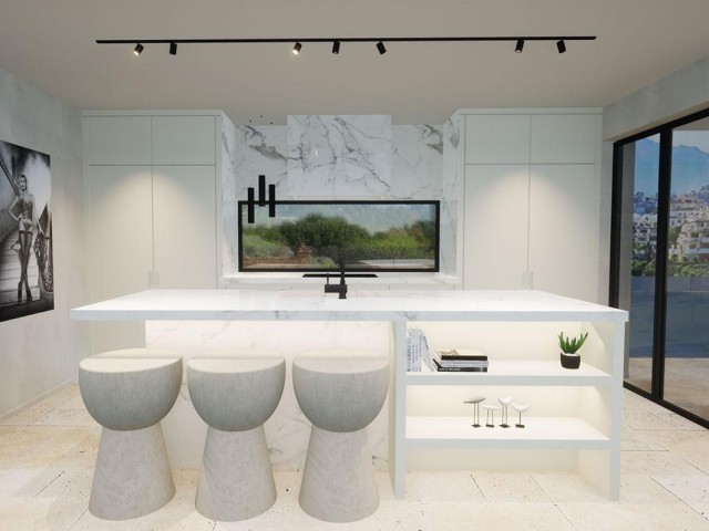 4 Bedrooms Villa in Elviria