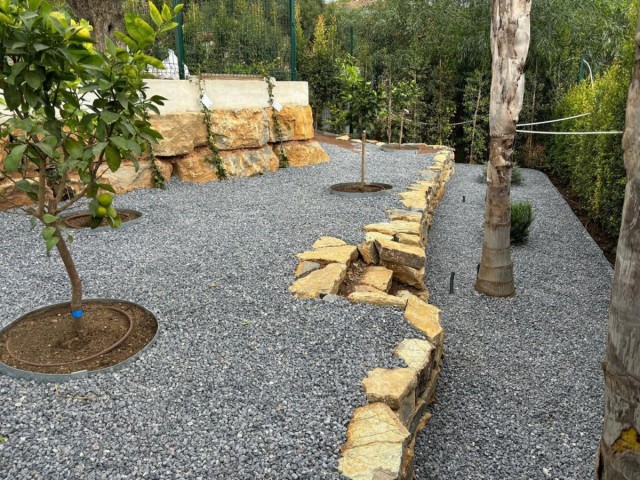 4 Bedrooms Villa in Elviria