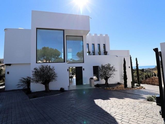 Villa, Elviria