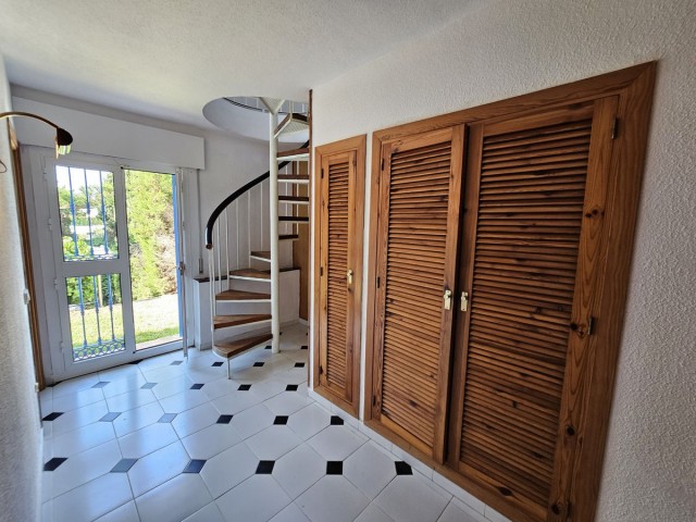 3 Slaapkamer Rijtjeshuis in El Chaparral