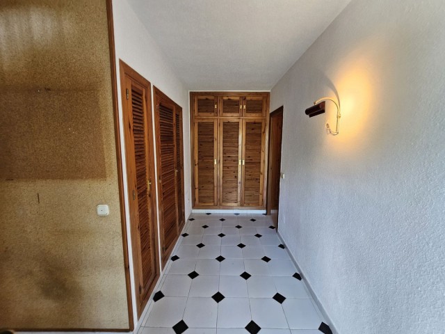 3 Slaapkamer Rijtjeshuis in El Chaparral