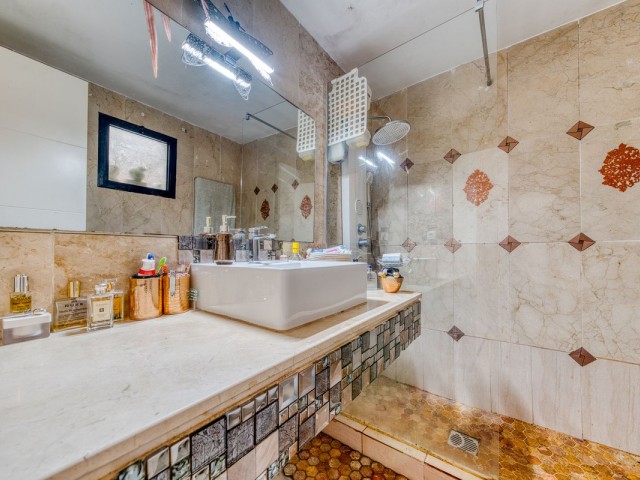 3 Sovrums Radhus i Bel Air