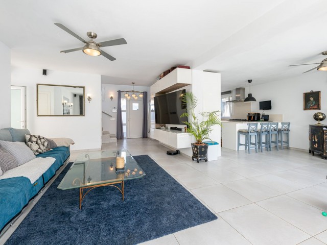 3 Bedrooms Villa in Costalita