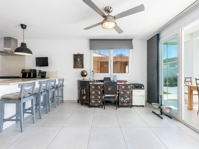 3 Bedrooms Villa in Costalita