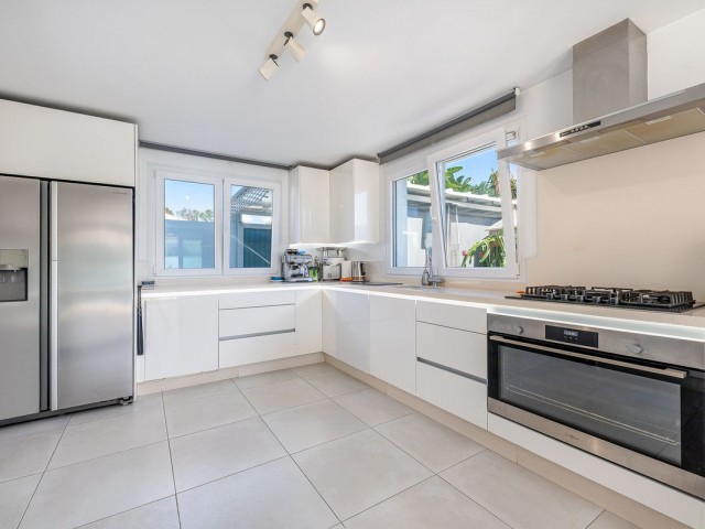 3 Bedrooms Villa in Costalita