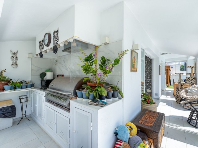 3 Bedrooms Villa in Costalita