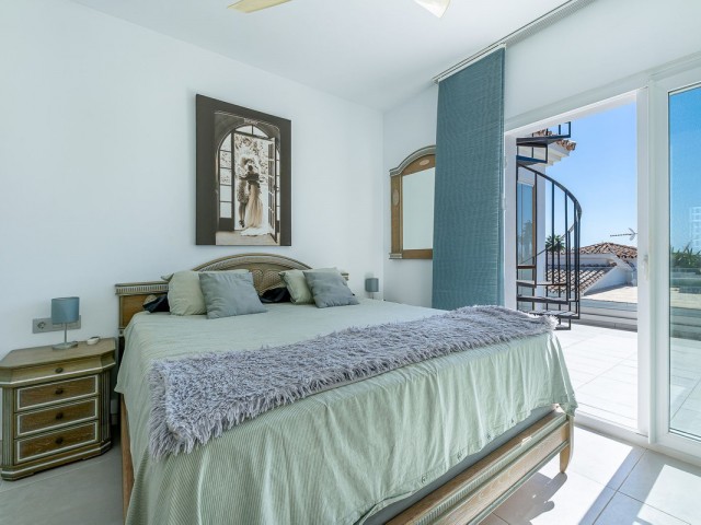 3 Bedrooms Villa in Costalita