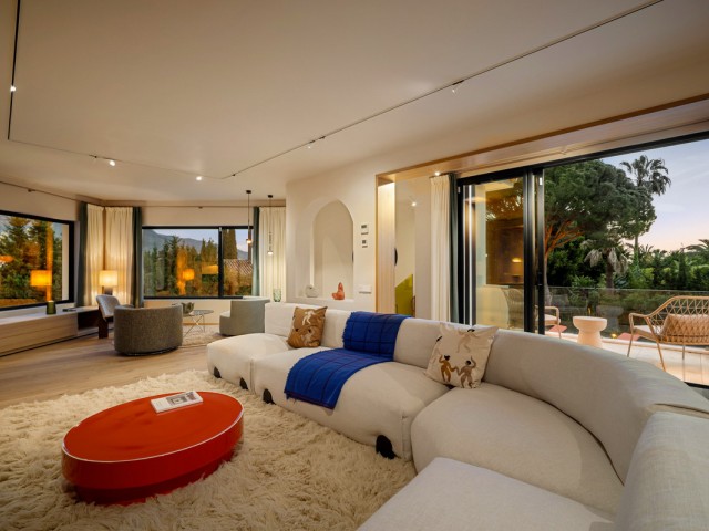 4 Soveroms Villa i Nueva Andalucía