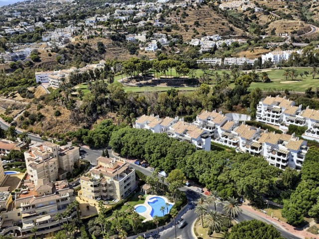 Apartment, Torrequebrada, R5183950