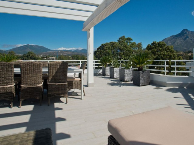 Kattohuoneisto Marbella