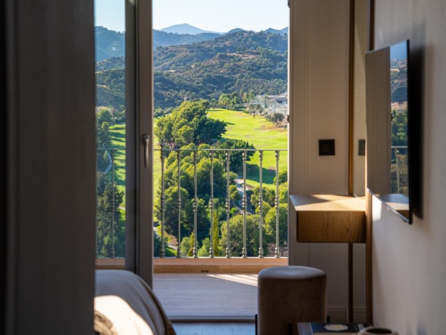 3 Bedrooms Townhouse in Benahavís