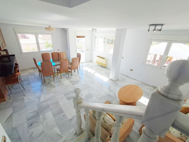 5 Soveroms Villa i Benalmadena