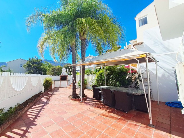 Villa avec 5 Chambres  à Benalmadena