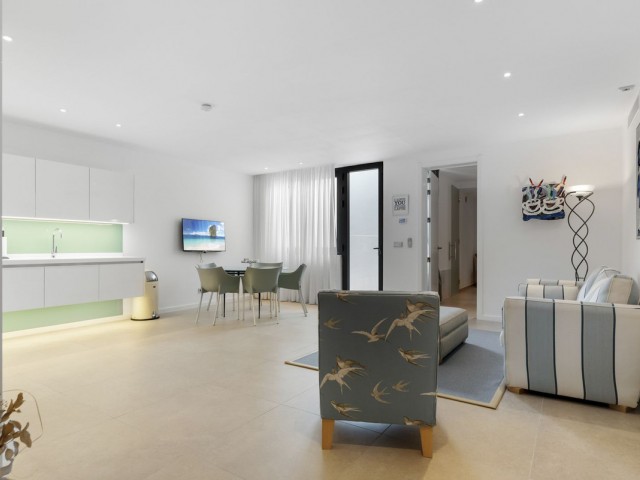 7 Bedrooms Villa in Benahavís