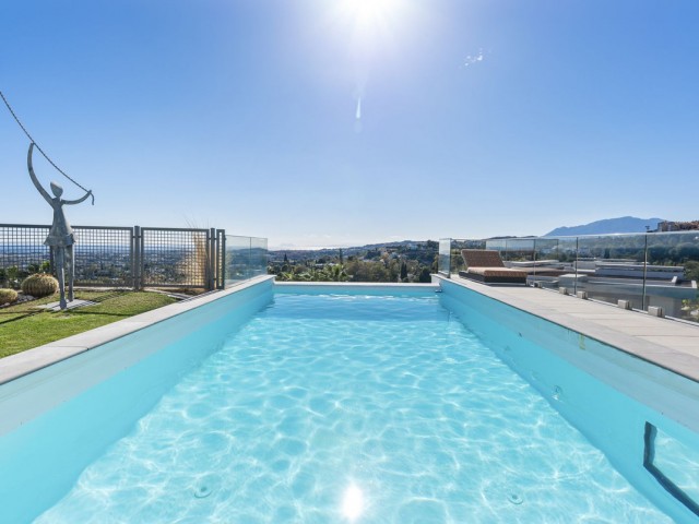 7 Soveroms Villa i Benahavís