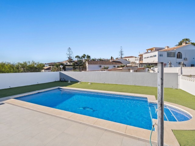 Villa avec 5 Chambres  à El Faro