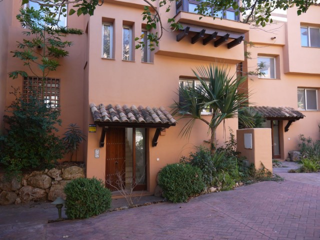5 Bedrooms Townhouse in Riviera del Sol