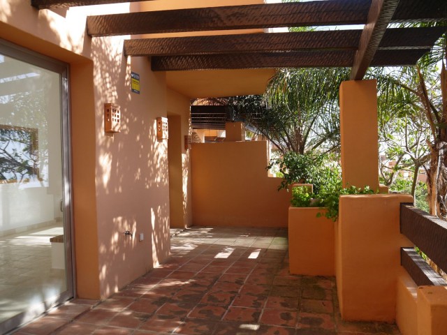 5 Bedrooms Townhouse in Riviera del Sol