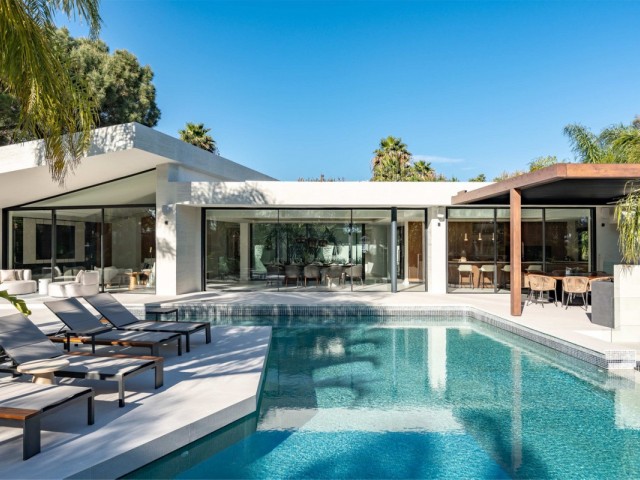 5 Bedrooms Villa in Hacienda Las Chapas