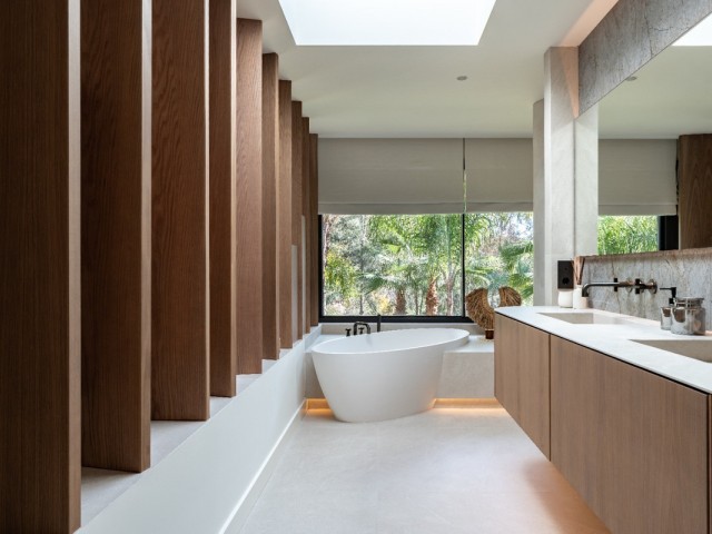 5 Bedrooms Villa in Hacienda Las Chapas