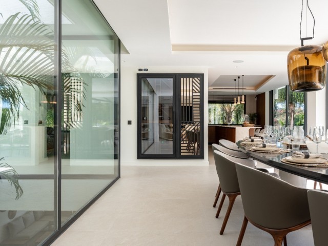 5 Bedrooms Villa in Hacienda Las Chapas