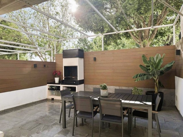 4 Bedrooms Townhouse in Marbella