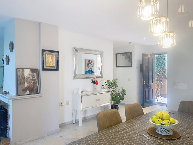 Villa avec 4 Chambres  à Guadalmina Alta