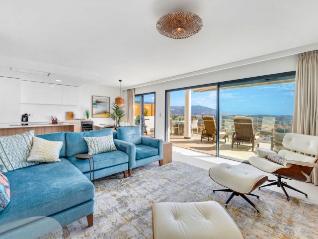 2 Bedrooms Apartment in Calanova Golf