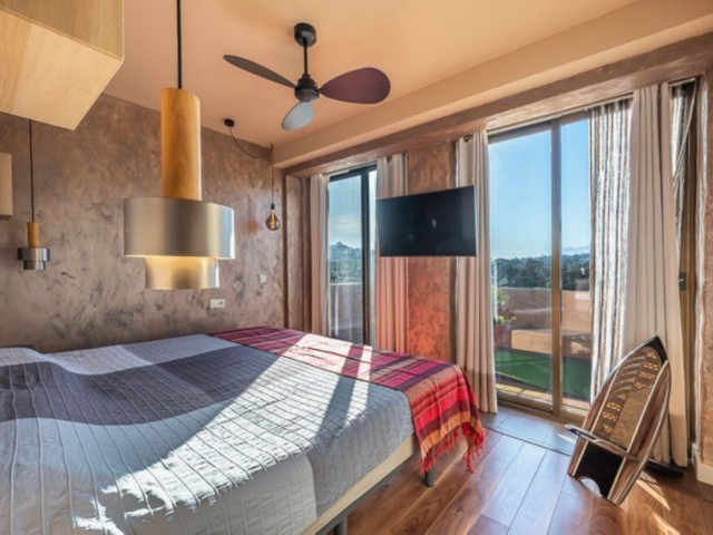 Penthouse avec 3 Chambres  à Atalaya