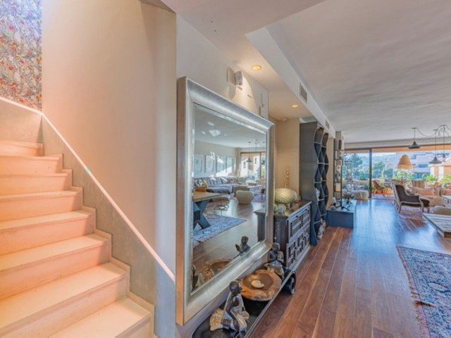 Penthouse avec 3 Chambres  à Atalaya
