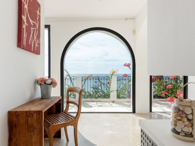 Villa con 3 Dormitorios  en Manilva