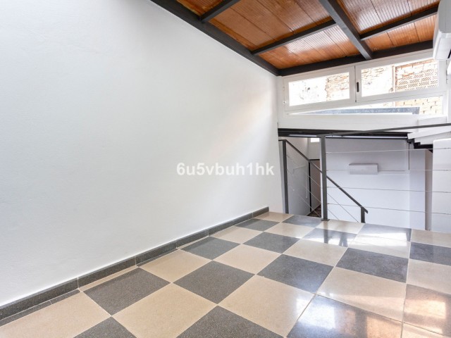 Liikekiinteistö Málaga