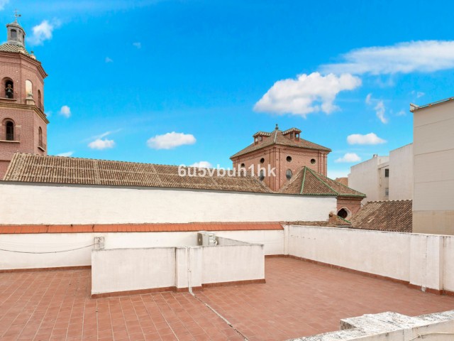 Liikekiinteistö Málaga