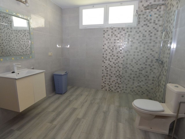 5 Bedrooms Villa in San Pedro de Alcántara