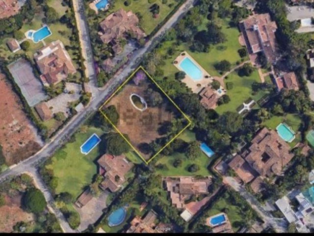  Terreno en Guadalmina Baja