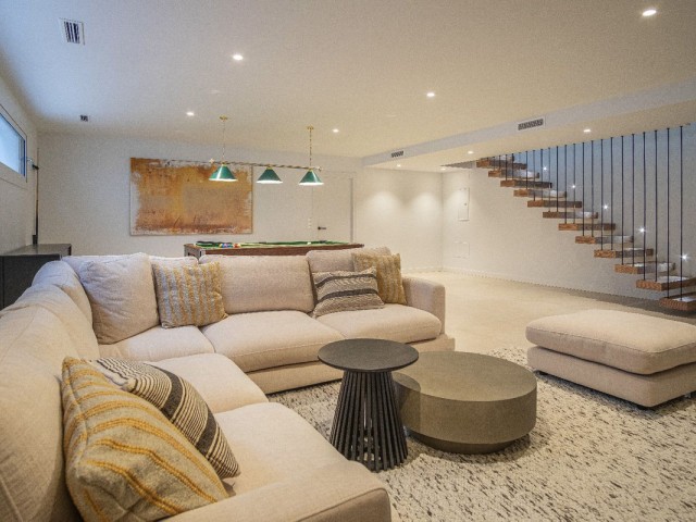 6 Bedrooms Villa in Mijas