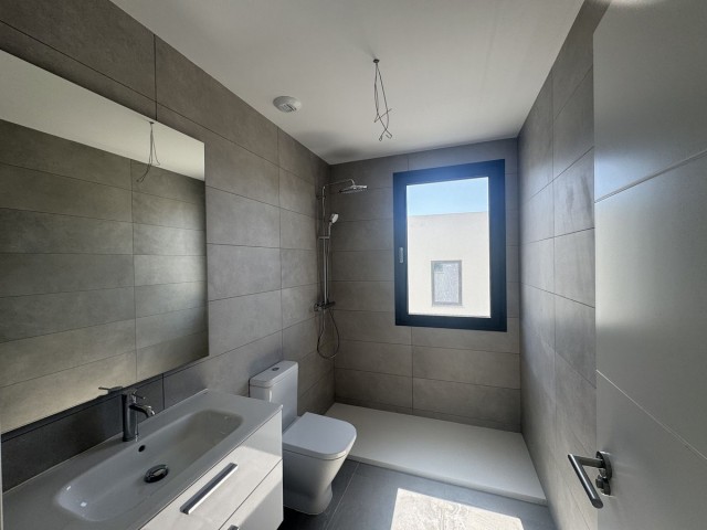 4 Slaapkamer Rijtjeshuis in Riviera del Sol