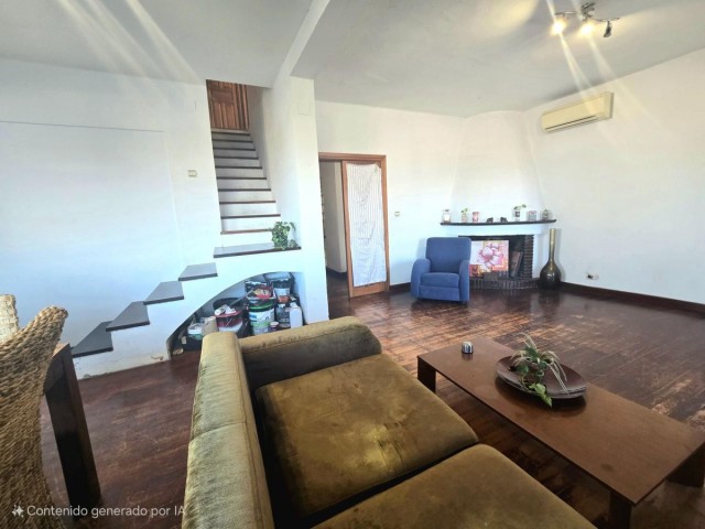 5 Bedrooms Villa in Torremolinos