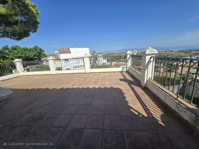 5 Bedrooms Villa in Torremolinos