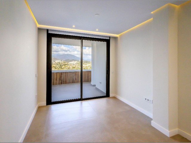 Penthouse in Nueva Andalucía